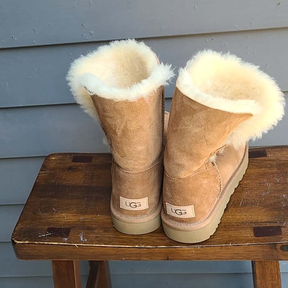 UGG Chestnut Suede Shearling Bailey Button Boots … - image 10